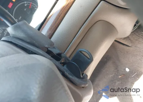 2005 Ford Crown Victoria Standard from USA, damaged, VIN 2FAFP73W95X147950